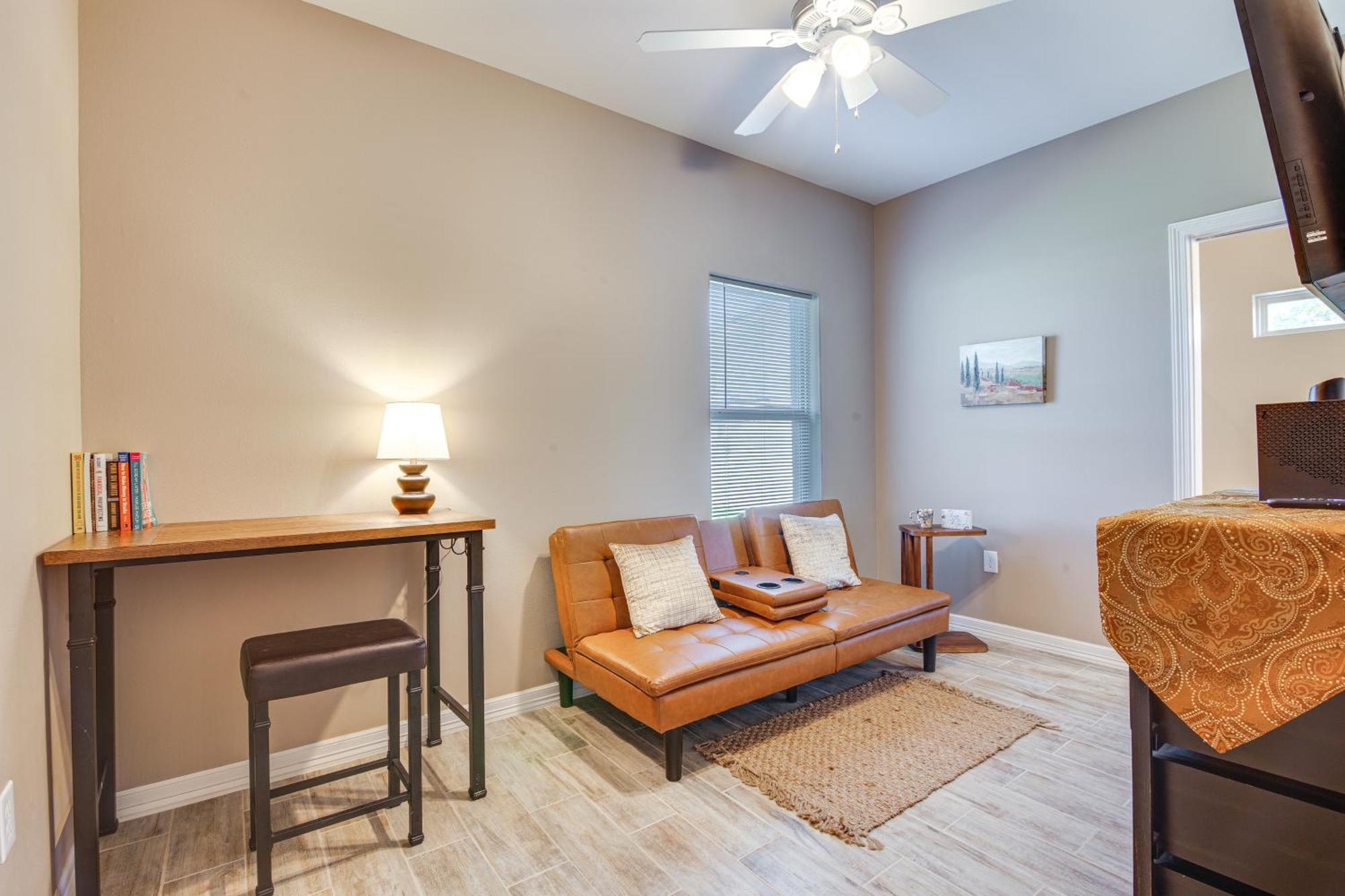 Pet-Friendly Brownsville Apartment With Yard! Kültér fotó
