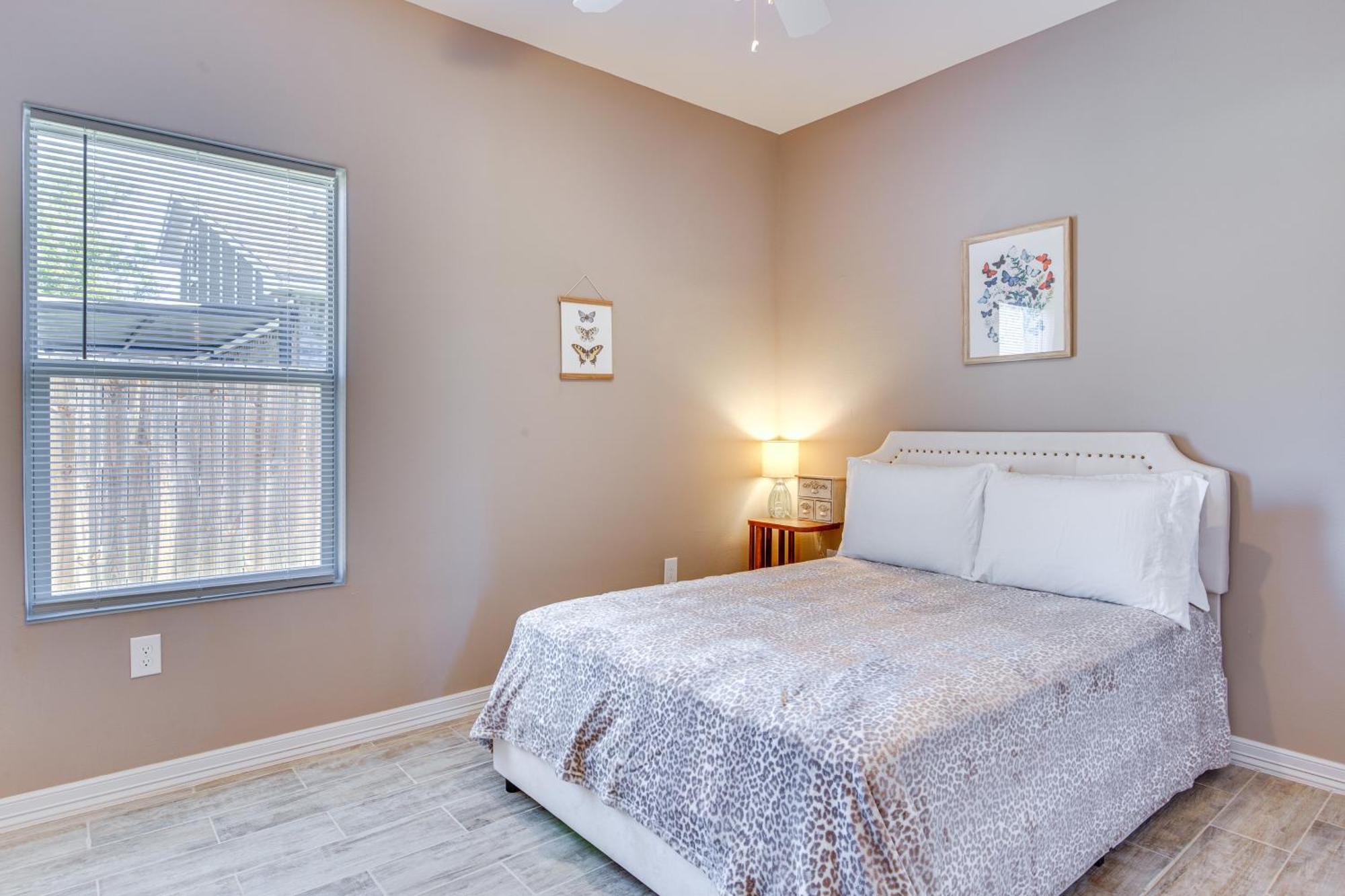 Pet-Friendly Brownsville Apartment With Yard! Kültér fotó